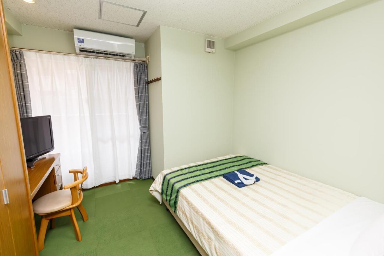 נאהא Hotel Peace Land Kume מראה חיצוני תמונה