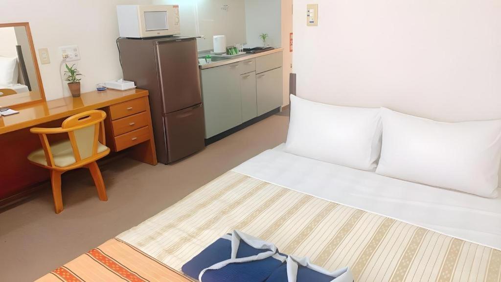 נאהא Hotel Peace Land Kume מראה חיצוני תמונה