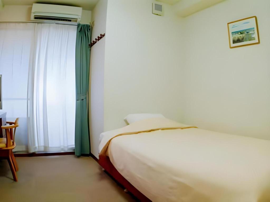 נאהא Hotel Peace Land Kume מראה חיצוני תמונה