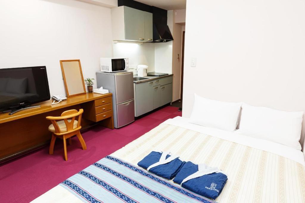 נאהא Hotel Peace Land Kume מראה חיצוני תמונה